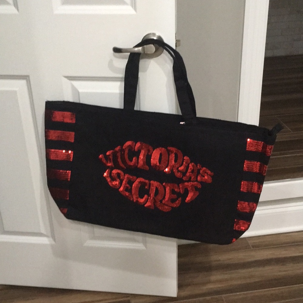 New Victoria’s Secret bag
